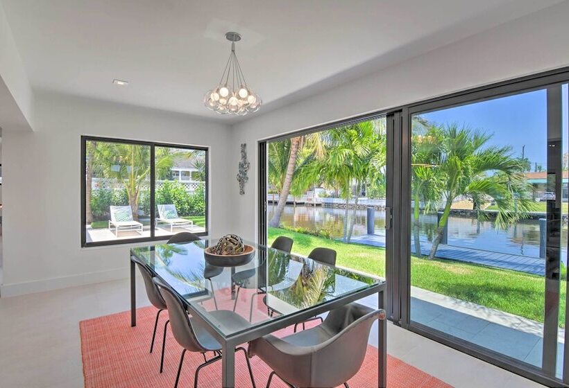 Luxe Wilton Manors Home W/ Private Boat Dock
