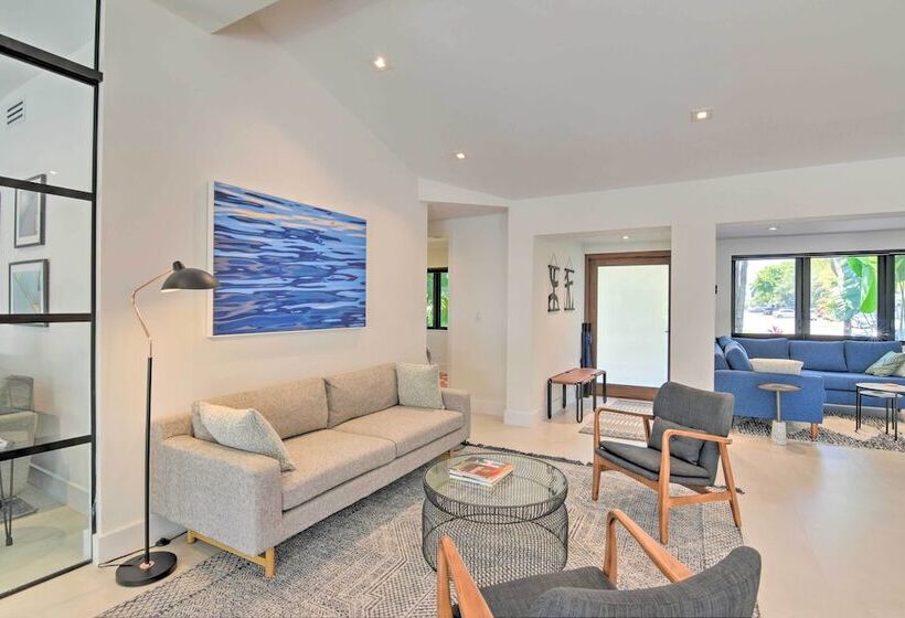 Luxe Wilton Manors Home W/ Private Boat Dock