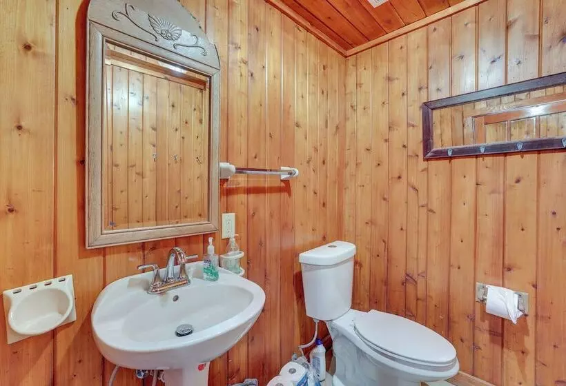 Horse Tours + Wildlife: Boise Ranch Home W/ Pool!