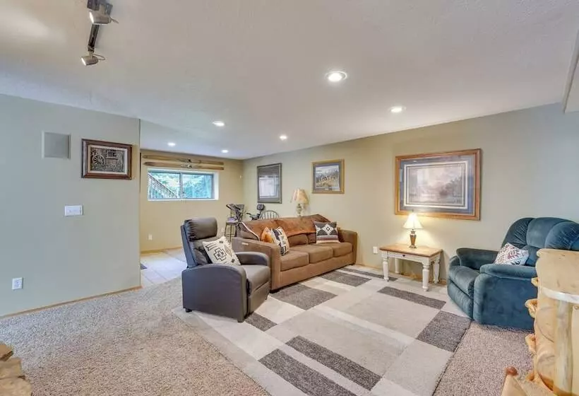 Horse Tours + Wildlife: Boise Ranch Home W/ Pool!