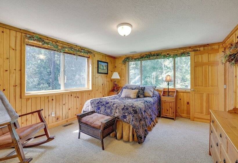 Horse Tours + Wildlife: Boise Ranch Home W/ Pool!