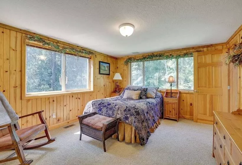 Horse Tours + Wildlife: Boise Ranch Home W/ Pool!