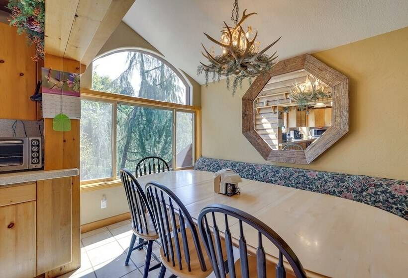 Horse Tours + Wildlife: Boise Ranch Home W/ Pool!