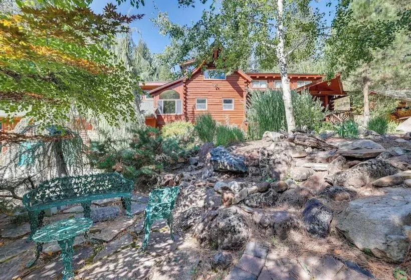 Horse Tours + Wildlife: Boise Ranch Home W/ Pool!