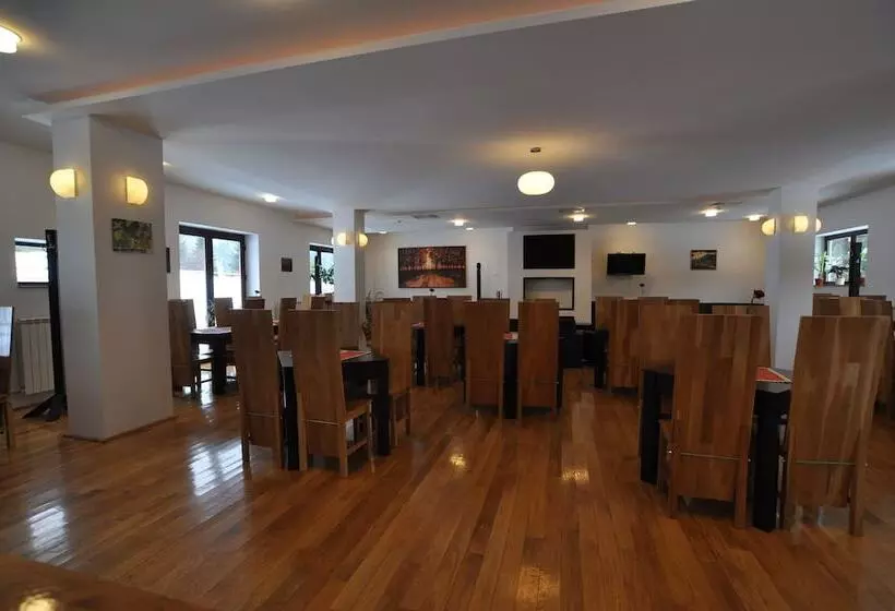 Mountain Rest Pension