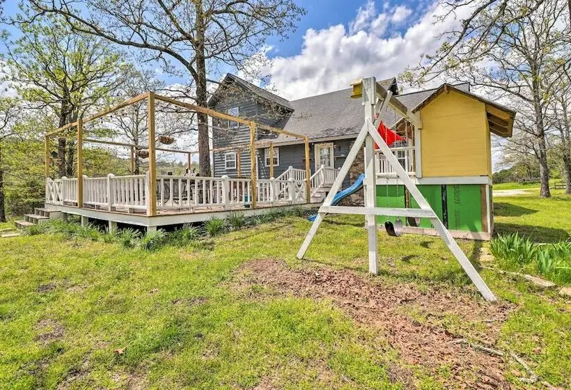 Mountain View Haven: Fire Pit + Large Deck!