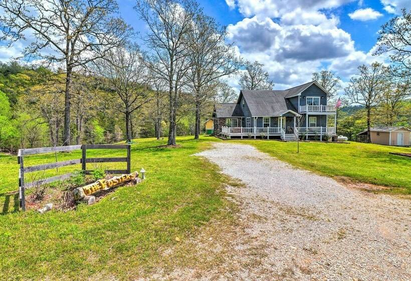 Mountain View Haven: Fire Pit + Large Deck!