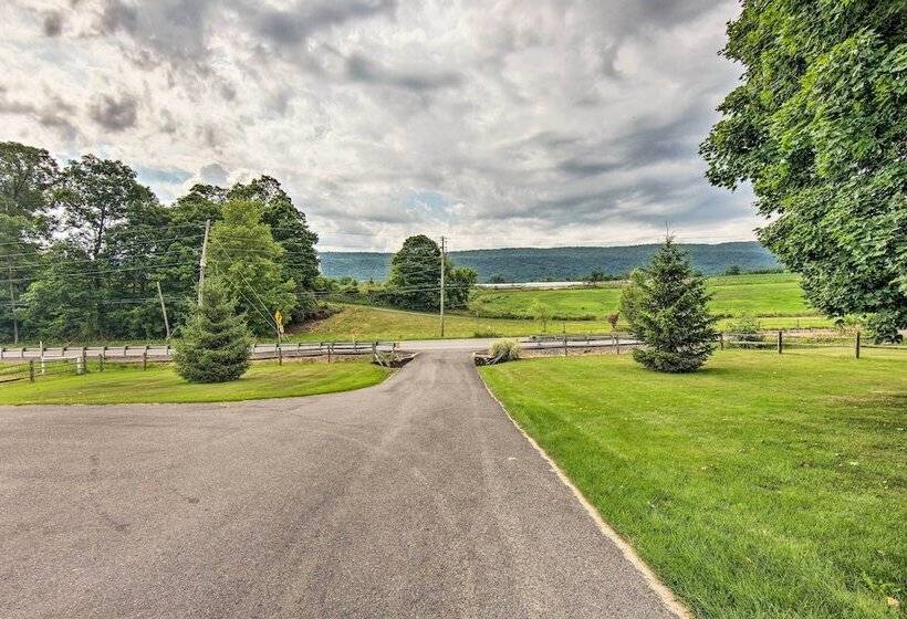 Peaceful Belleville Retreat W/ Farm Views!
