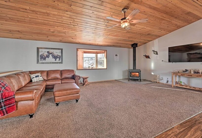 Peaceful Superior Home W/ Fire Pit & Mtn View