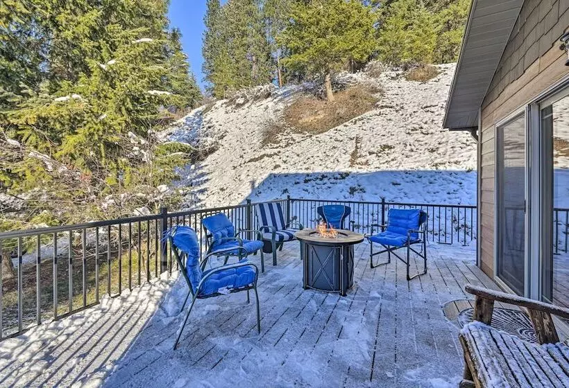 Peaceful Superior Home W/ Fire Pit & Mtn View