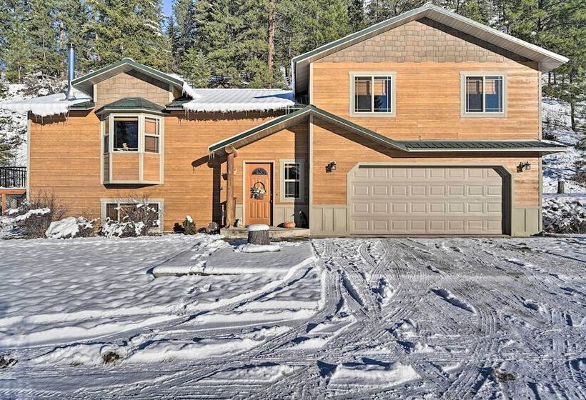 Peaceful Superior Home W/ Fire Pit & Mtn View