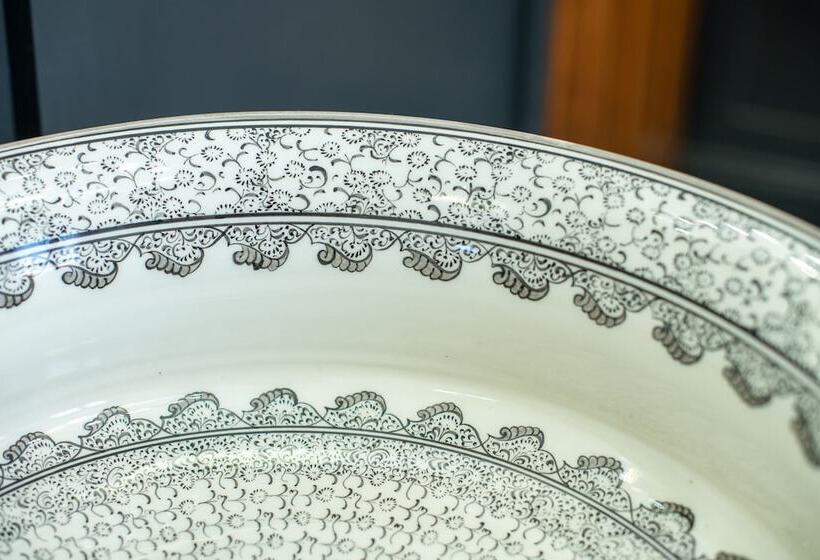 膳宿费 House Of Brohedyn