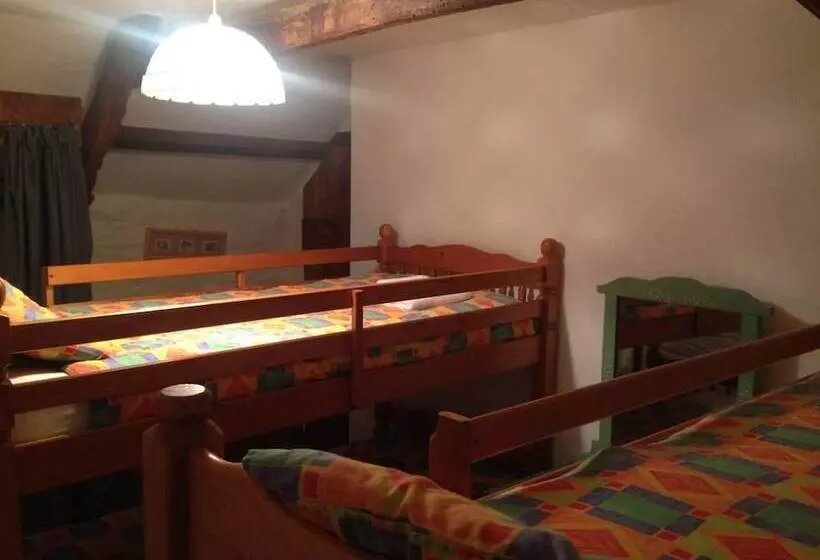 Relaxing Holiday In Millpond Cottage   Cwmiar