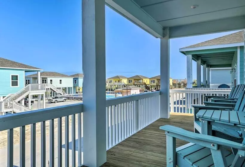6 Mi To Beach: Rockport Home W/ Pool Access!