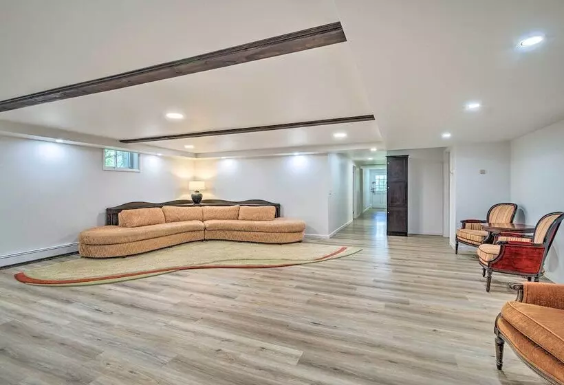 Roomy Montour Falls Retreat W/ Private Pool!