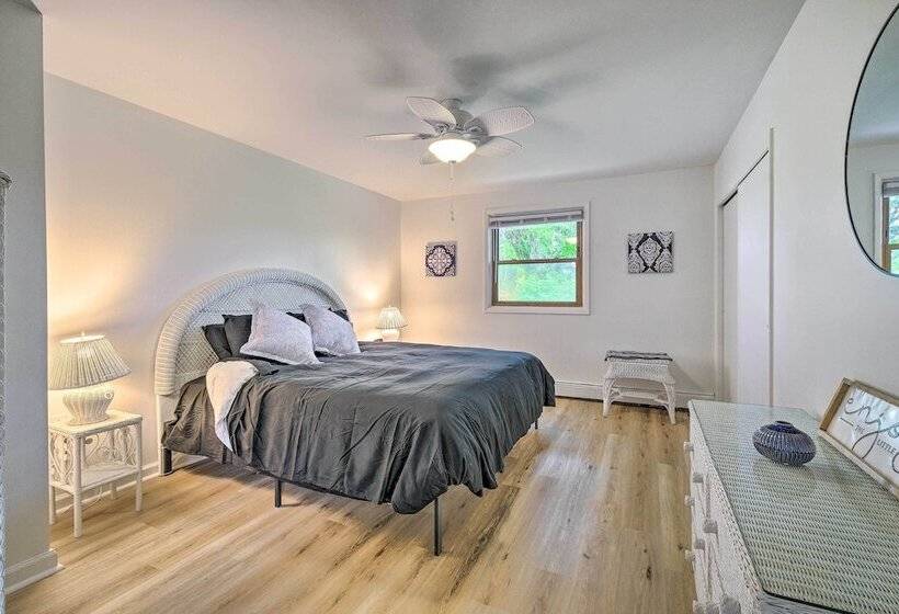 Roomy Montour Falls Retreat W/ Private Pool!