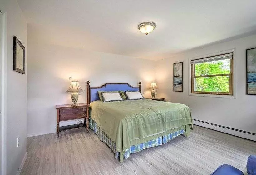 Roomy Montour Falls Retreat W/ Private Pool!