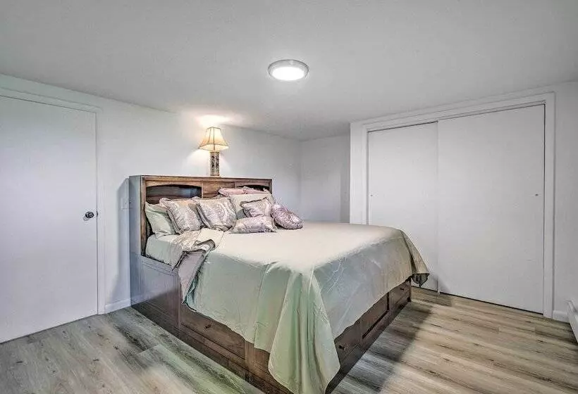 Roomy Montour Falls Retreat W/ Private Pool!