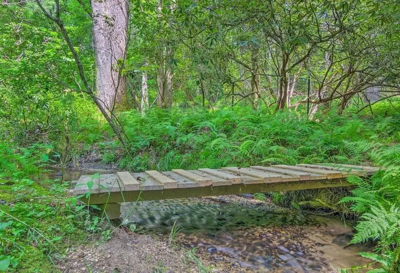 Rustic & Authentic Farm Stay By Dupont Forest!