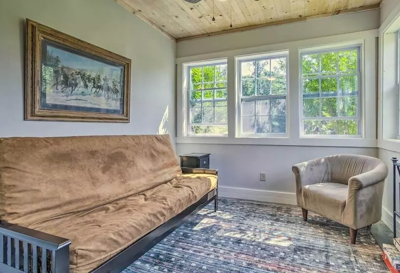 Rustic & Authentic Farm Stay By Dupont Forest!