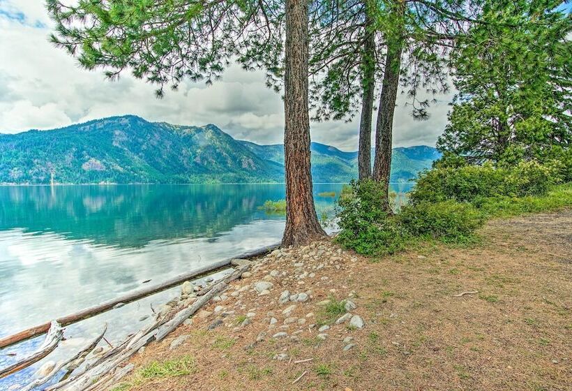 Cle Elum Lake Home W/ Hot Tub & Mountain Views