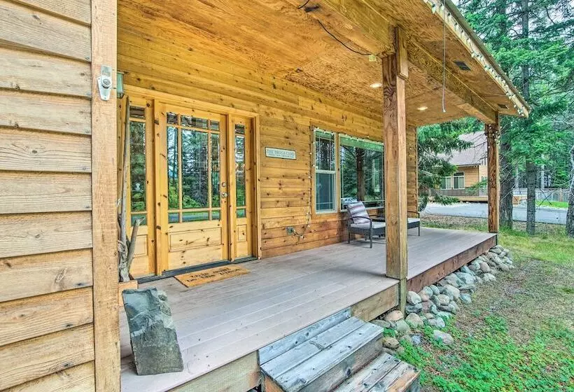 Cle Elum Lake Home W/ Hot Tub & Mountain Views