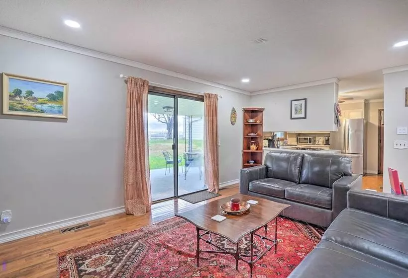 Serene Johnson City Home W/ Mountain Views