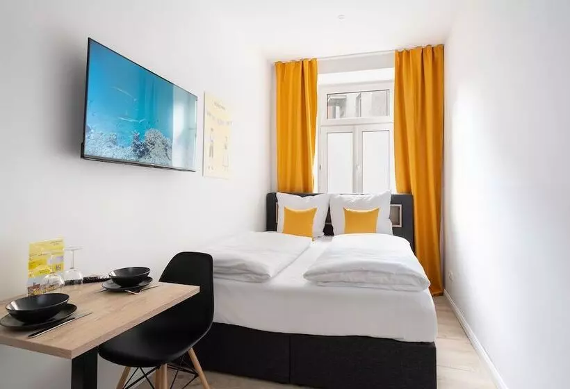 Servus Apartments By Homaris