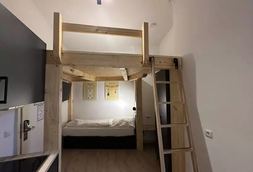 Servus Apartments By Homaris