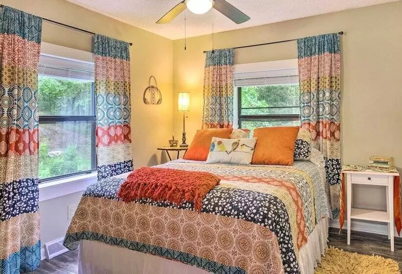 Shaw Creek Cottage W/ Fire Pit & Forest Views