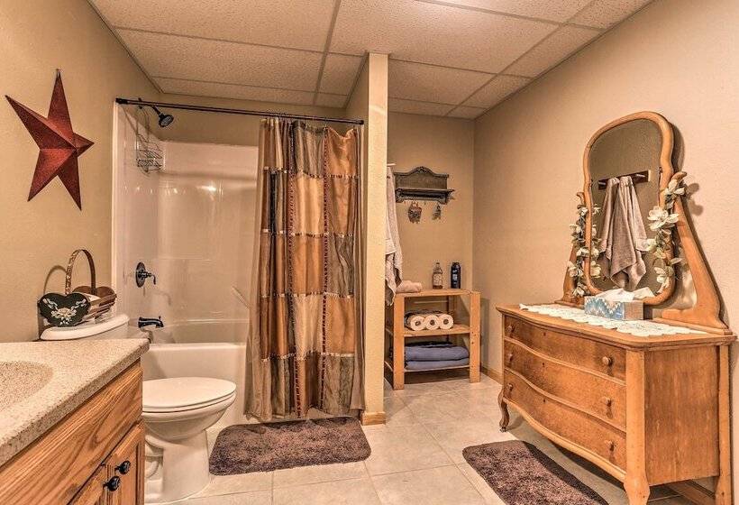 Spearfish Home On 40 Acres W/ Private Lake!