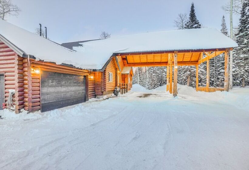 Spacious Mtn Manor, 1 Mi To Brian Head Resort!