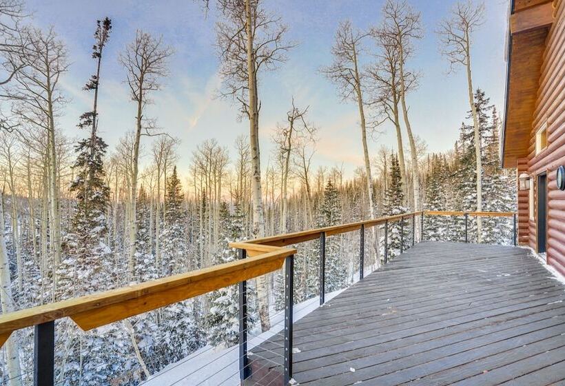 Spacious Mtn Manor, 1 Mi To Brian Head Resort!