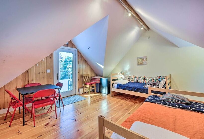 Spacious Phippsburg Home W/ Oceanfront Views