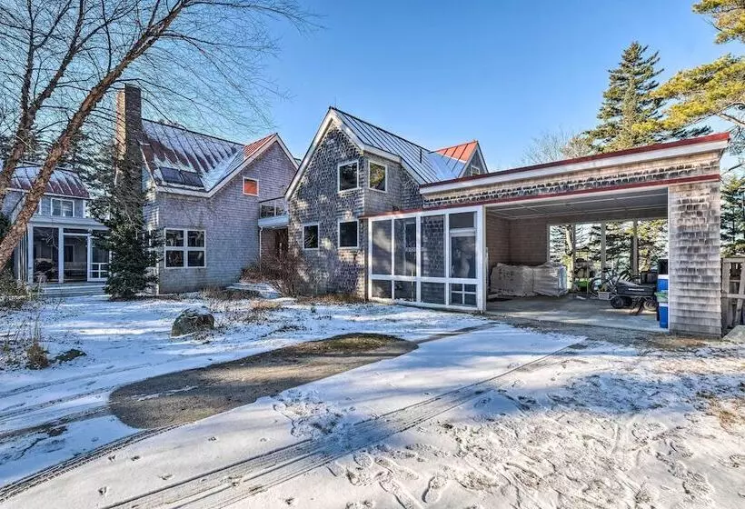 Spacious Phippsburg Home W/ Oceanfront Views