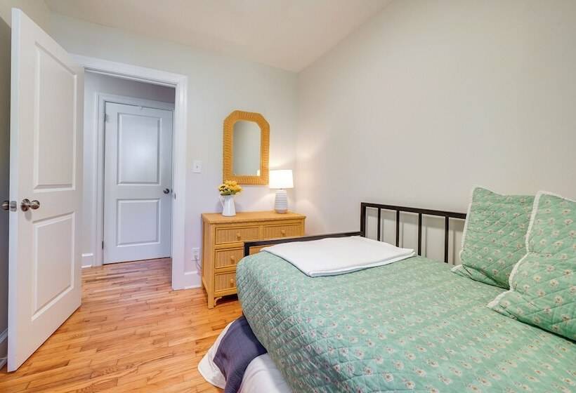 Stylish Wilmington Home, 2 Mi To Riverwalk!