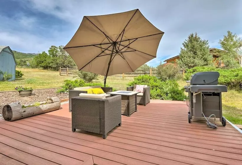 Sunlight Mountain Home W/ Hot Tub & View!