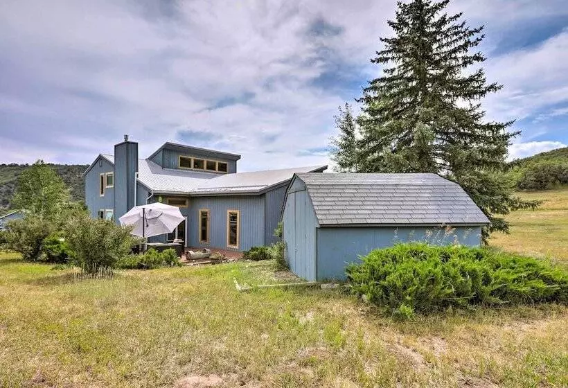 Sunlight Mountain Home W/ Hot Tub & View!