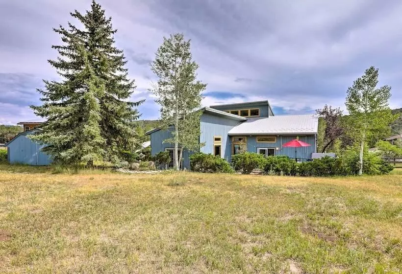 Sunlight Mountain Home W/ Hot Tub & View!