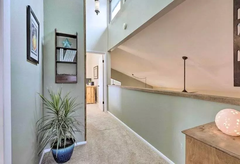 Sunlight Mountain Home W/ Hot Tub & View!