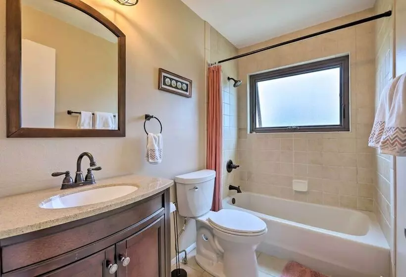 Sunlight Mountain Home W/ Hot Tub & View!