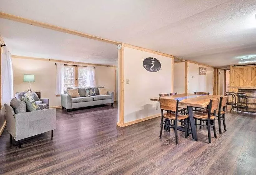 Take 5 Relax, Rest, Refresh  With Yard & Pond!