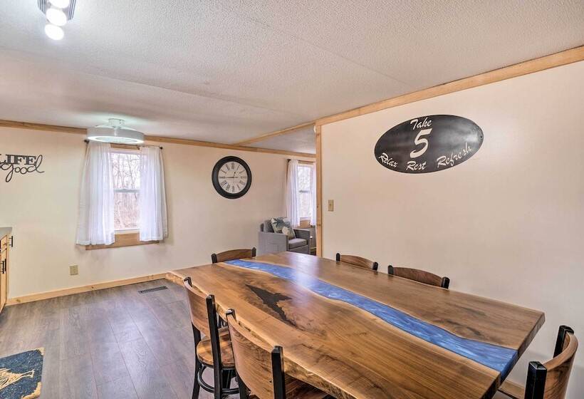 Take 5 Relax, Rest, Refresh  With Yard & Pond!