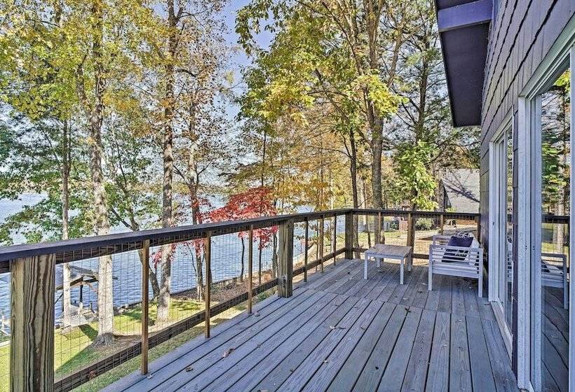Ten Mile Home On Watts Bar Lake W/ 2 Docks!