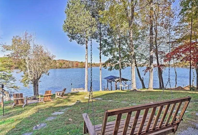 Ten Mile Home On Watts Bar Lake W/ 2 Docks!