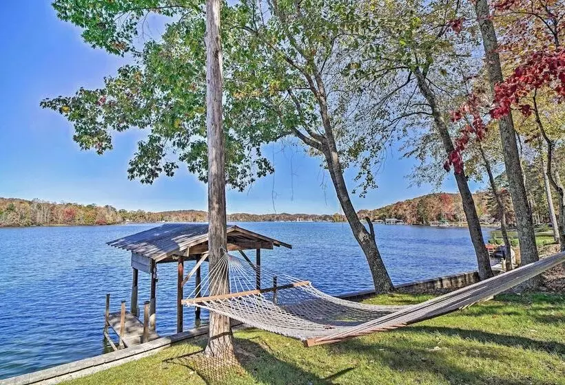 Ten Mile Home On Watts Bar Lake W/ 2 Docks!
