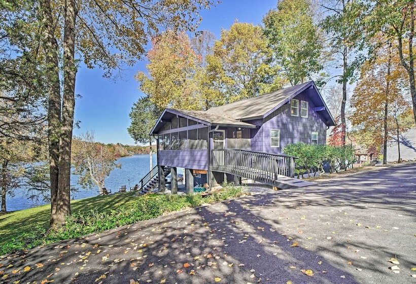 Ten Mile Home On Watts Bar Lake W/ 2 Docks!