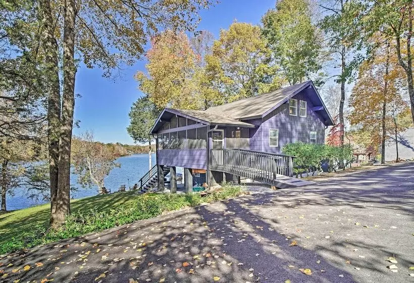 Ten Mile Home On Watts Bar Lake W/ 2 Docks!