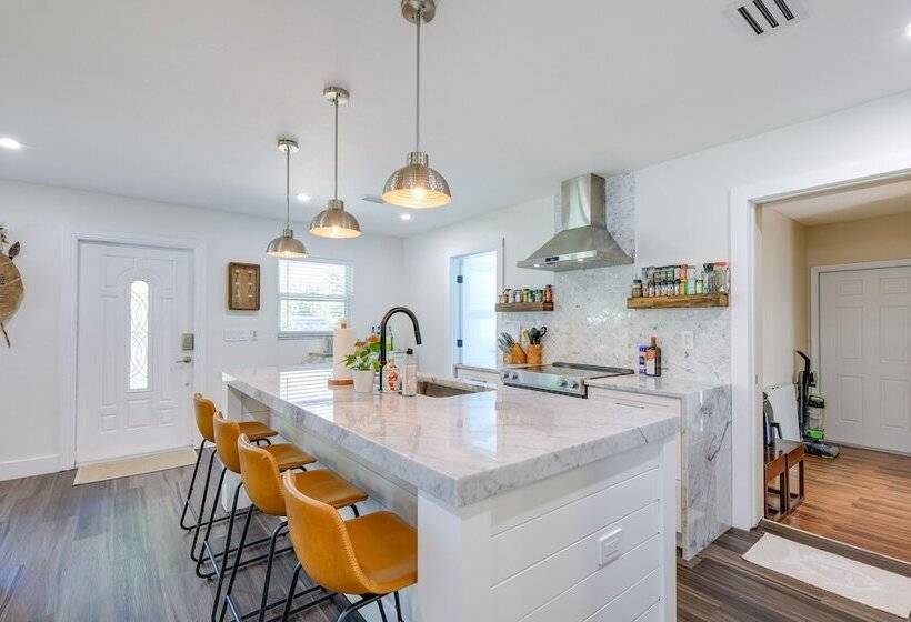 Tropical Naples Home Rental W/ Yard Near Beaches!