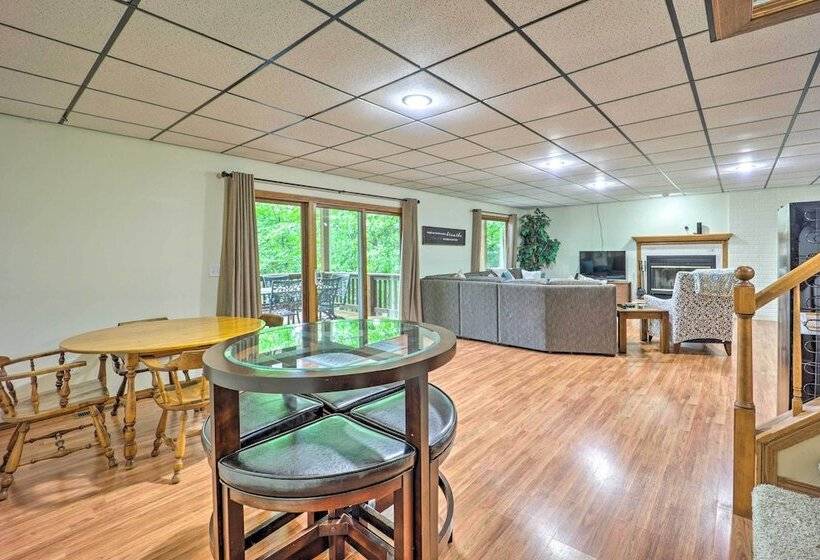 Waterfront Home On Beaver Lake W/ 2 Decks!